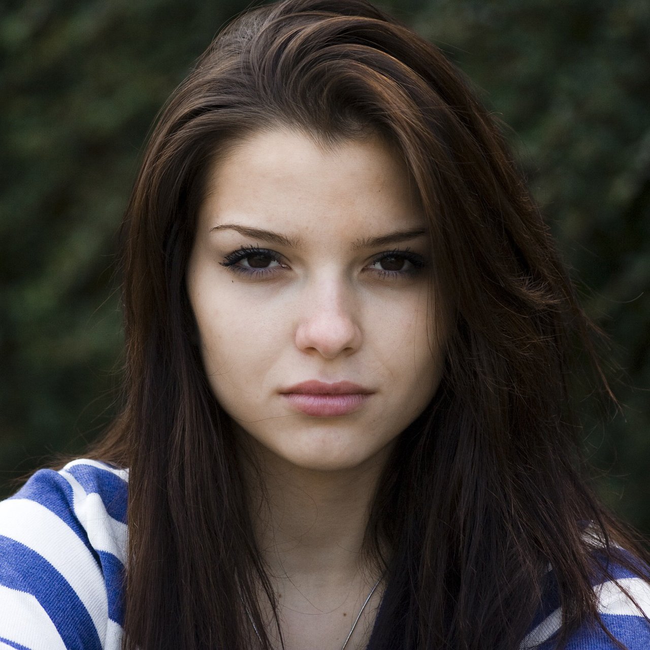 woman-1132617_1920