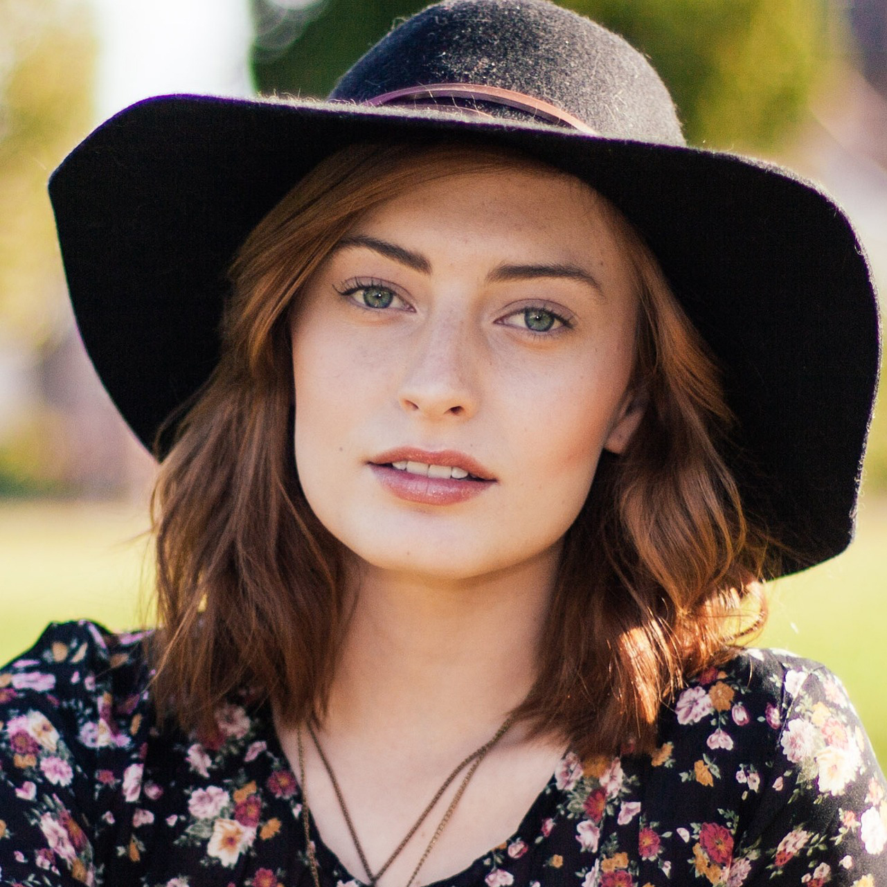 woman-597173_1920